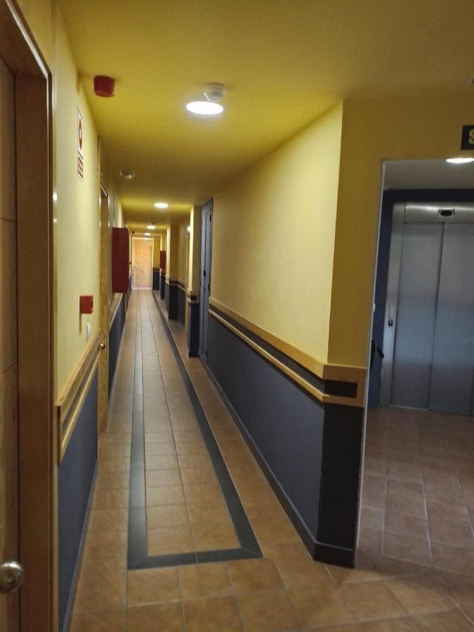 Monte Gorbea Zona Baja Apartment เซียร์ราเนบาดา ภายนอก รูปภาพ